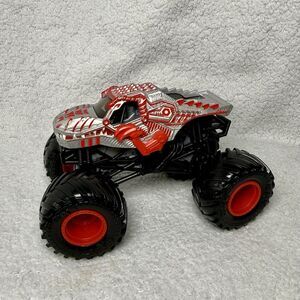 Spin Master Hot Wheels Monster Jam ThunderROARus  1:64 Silver Red Diecast